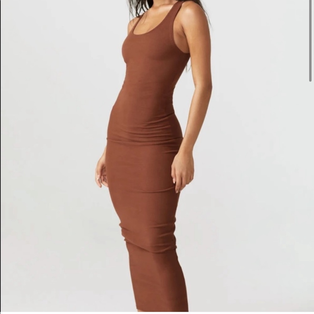 Joah brown ribbed maxi dress NWT in oxblood